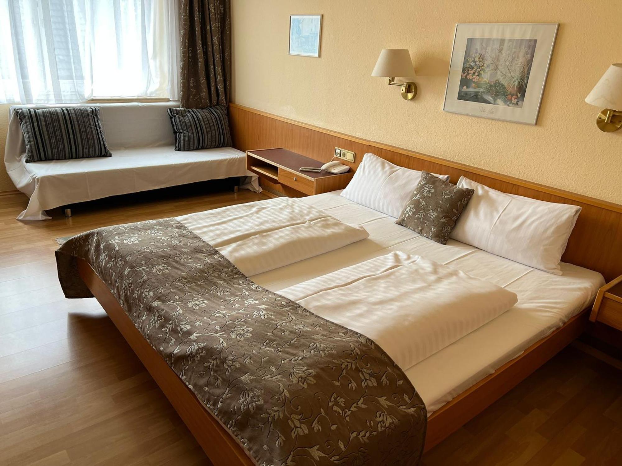 Hotel Zum Kaffeekaennchen Нордерштедт Экстерьер фото